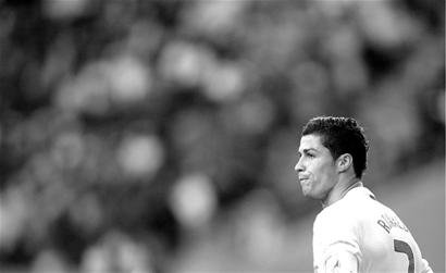 斯洛特：客战曼城是整个赛季最难的比赛之一，我们已做好准备（斯洛特：做客曼城堪称本季最艰难的挑战之一，我们已整装待发）