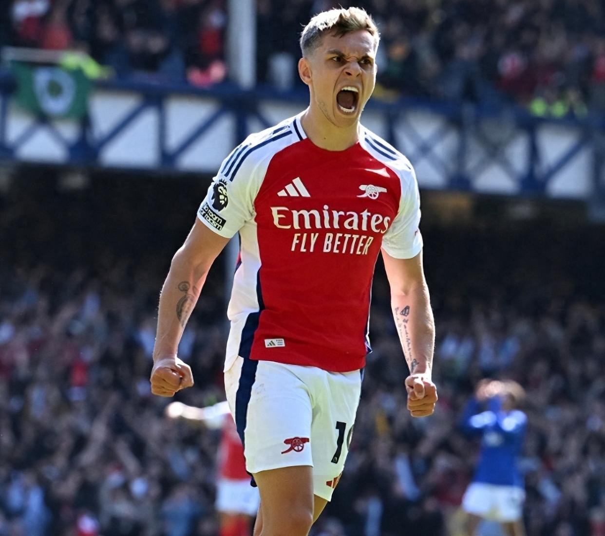 穆帅欧冠七胜贾府，仅瓜帅和安帅对单一对手胜场更多（穆里尼奥欧冠对阿贾克斯已7胜，仅次于瓜迪奥拉和安切洛蒂在对单一对手的胜场纪录）