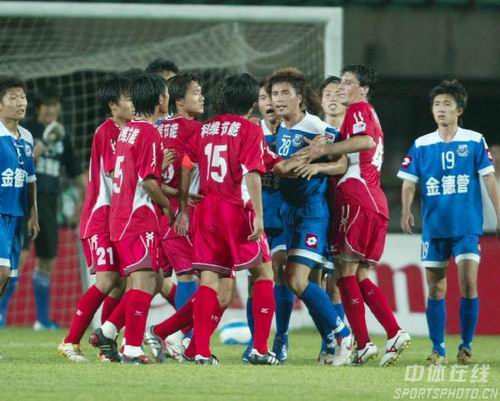 奥纳纳无缘非洲杯，真不怪曼联，这里头水很深、很深（奥纳纳缺席非洲杯：不怪曼联，背后内情水太深）