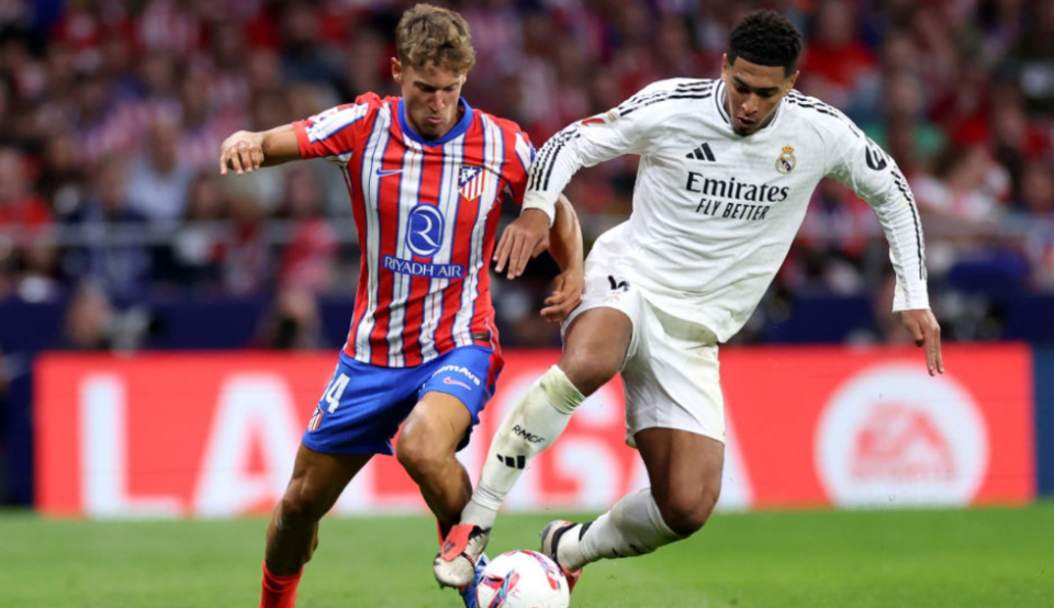 冷静庆祝展现巨星气质（从容庆祝彰显巨星风范）