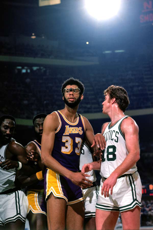 官方：恩佐、阿尔瓦雷斯、朱利亚诺和莫利纳退出阿根廷大名单（阿根廷队官方确认：恩佐、阿尔瓦雷斯、朱利亚诺、莫利纳已退出大名单）