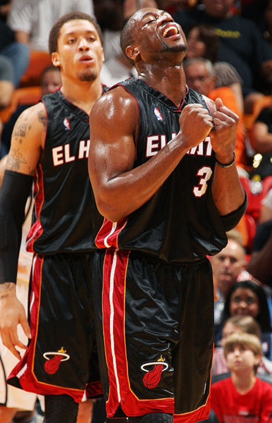 压力来了！阿森纳1-2遭绝杀优势只剩2分，双中卫缺席问题太大（压力骤增！阿森纳1-2被绝杀，领先仅剩2分，双中卫缺阵隐患凸显）