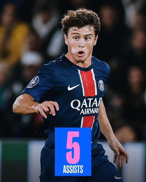 带不动！杰伦·约翰逊近5场场均拿28.0分13.6板10.8助（孤掌难鸣！杰伦·约翰逊近5战场均28.0分13.6板10.8助）