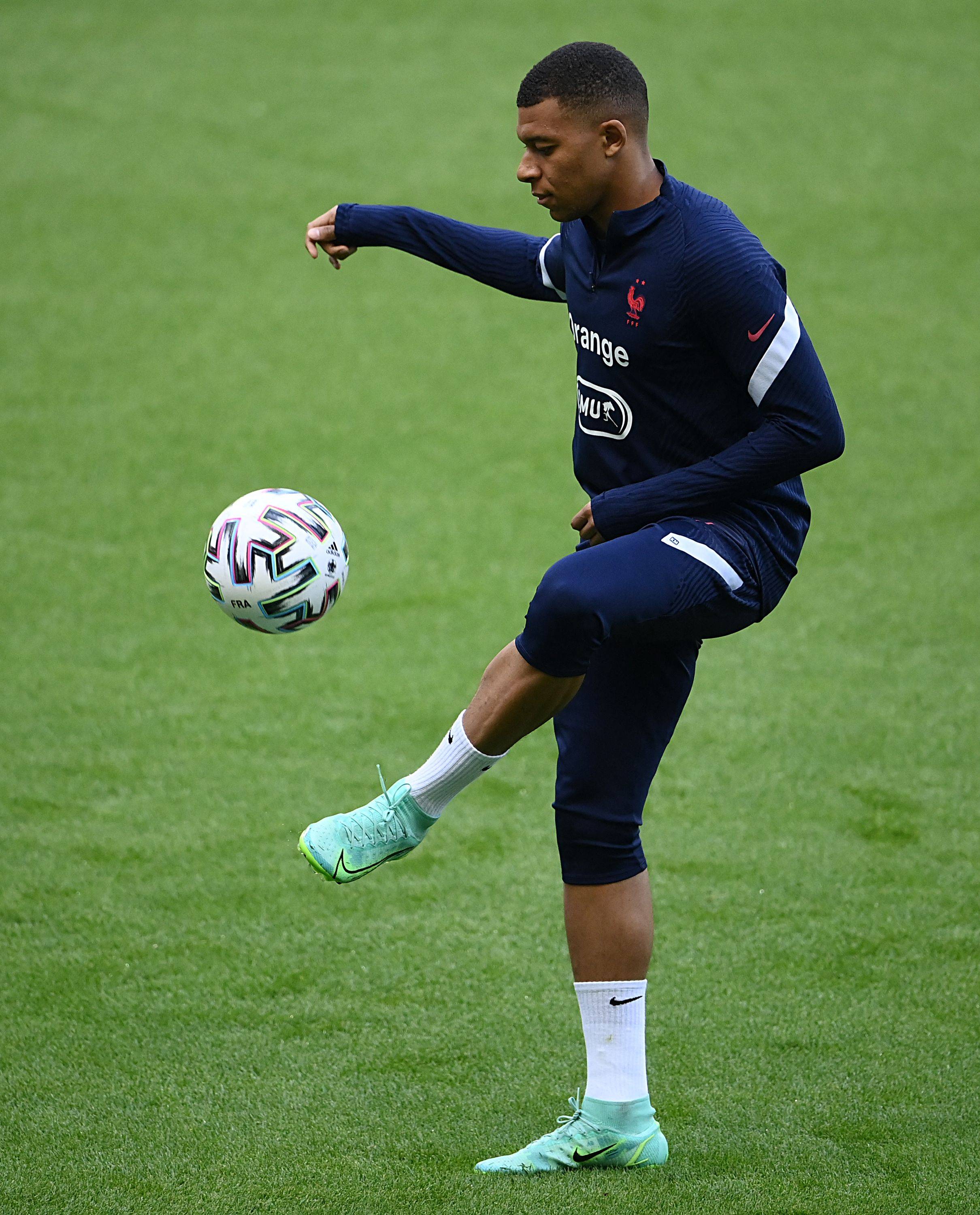 NBA精彩回放：湖人绝杀凯尔特人,（NBA集锦：湖人压哨绝杀凯尔特人）