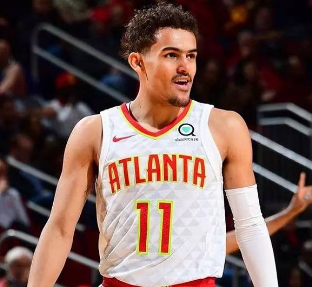 中超第30轮跑动距离榜：钟晋宝13356米居首，周定洋第二（中超第30轮跑动里程榜：钟晋宝以13356米夺魁，周定洋位列第二）