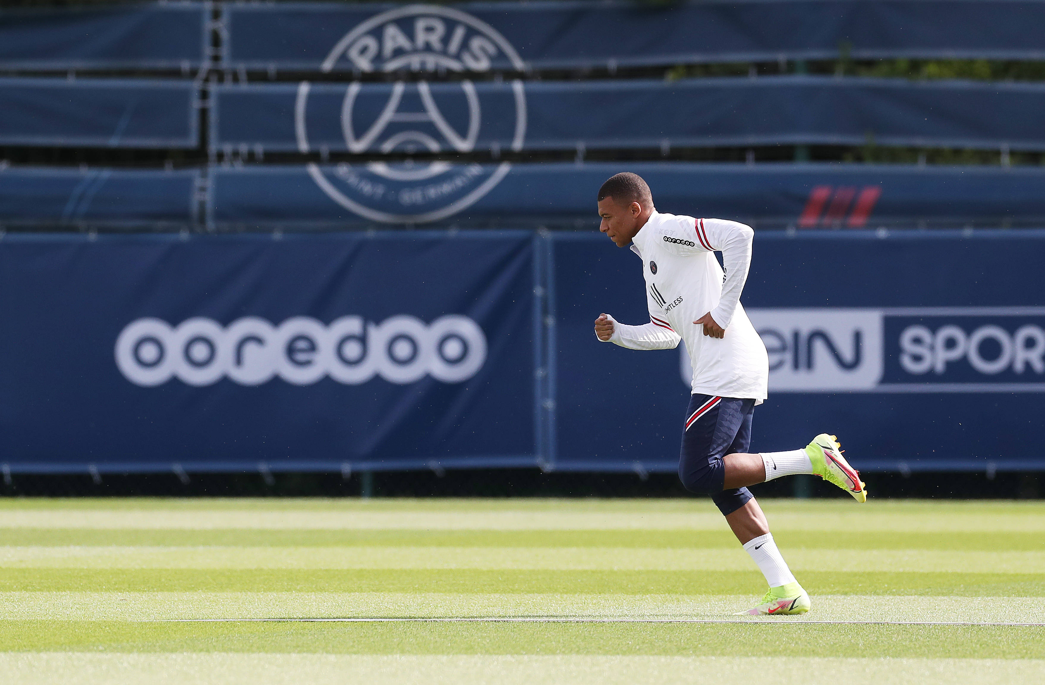 1212 第一天观赛快剪 大家都在吗~~ 有没有拍到你们！ pclpgc2025（1212 首日观赛速剪｜你在镜头里吗？pclpgc2025）