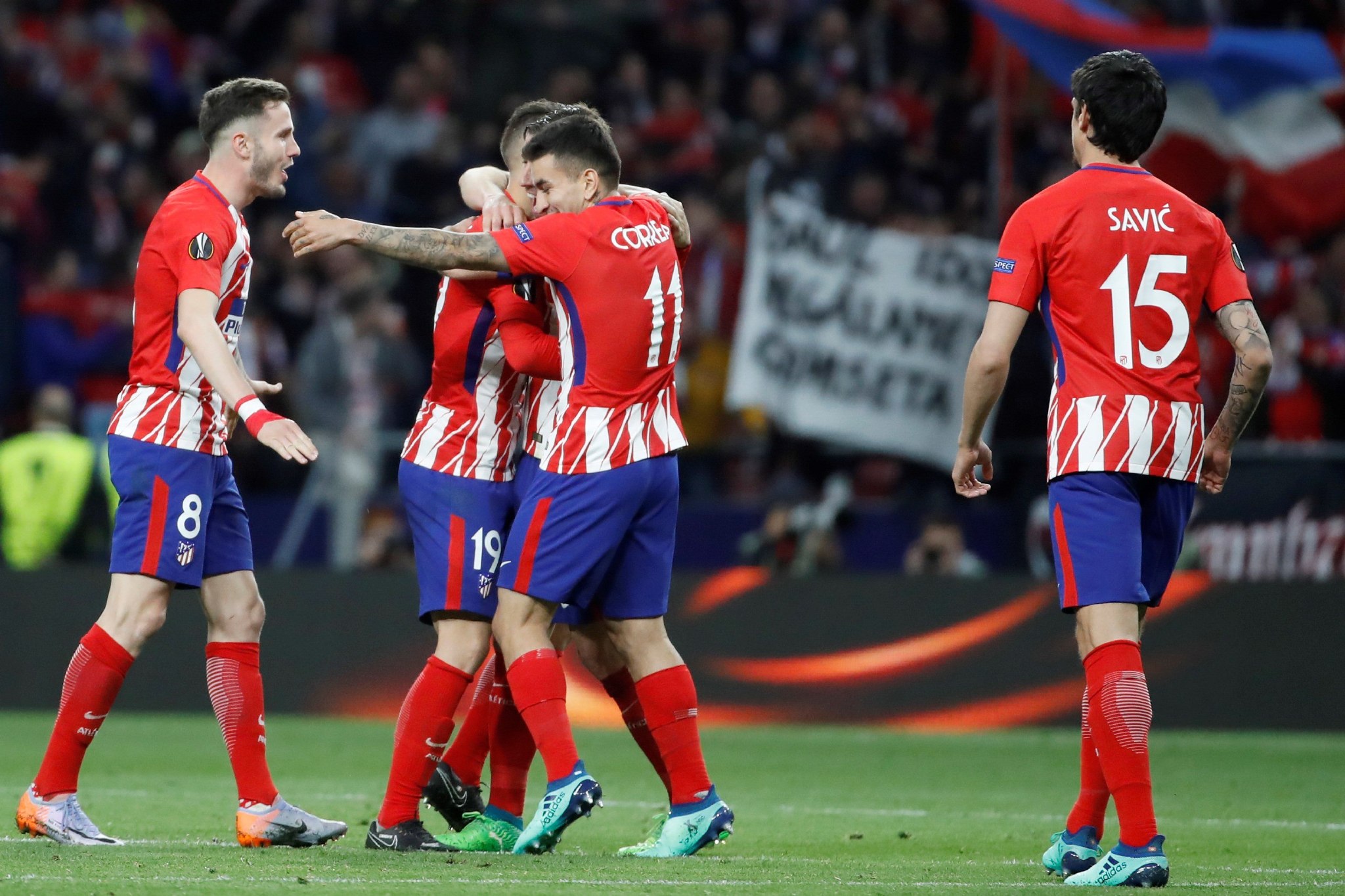 队报：巴黎向姆巴佩索要4.4亿欧，包括转会损失+信任损失（队报：巴黎向姆巴佩索赔4.4亿欧，包含转会与信任损失）